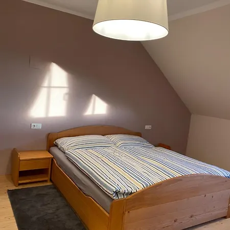 Apartamento Ferienwohnung Weberschlaeger Ulrichsberg